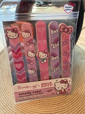 The Crème Shop x Hello Kitty 5 Piece Nail File Set - Limited Edition